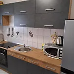 Jelaska מרינה