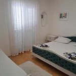 דירה Jelaska *