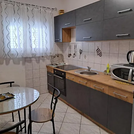 Jelaska مارينا