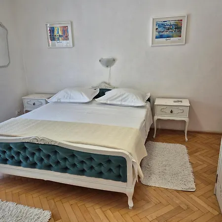 Jelaska Apartment Marina