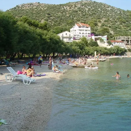 Jelaska * مارينا
