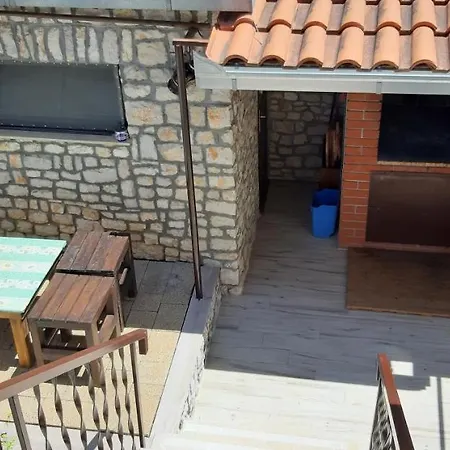 Jelaska דירה